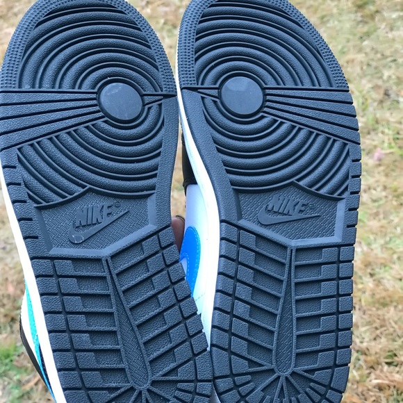 Air Jordan 1 Low University Blue White Black Size 8 Wmns / 6.5Y - Picture 11 of 11
